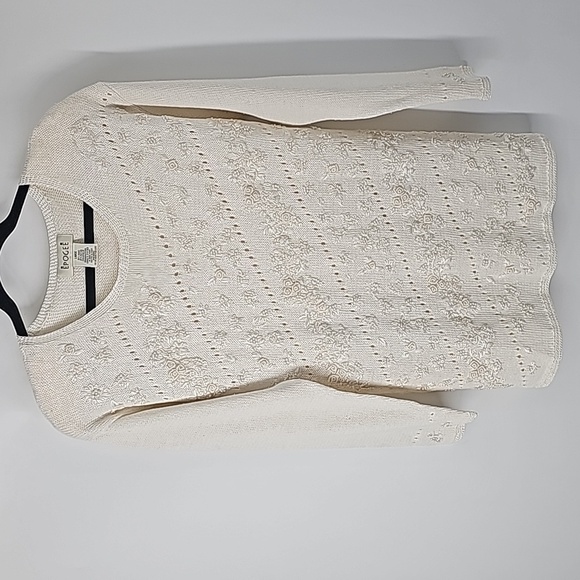 Epogee Stunning Sweater w Delicate Embroidery & Beaded Pearls Vintage Quality - Picture 7 of 9